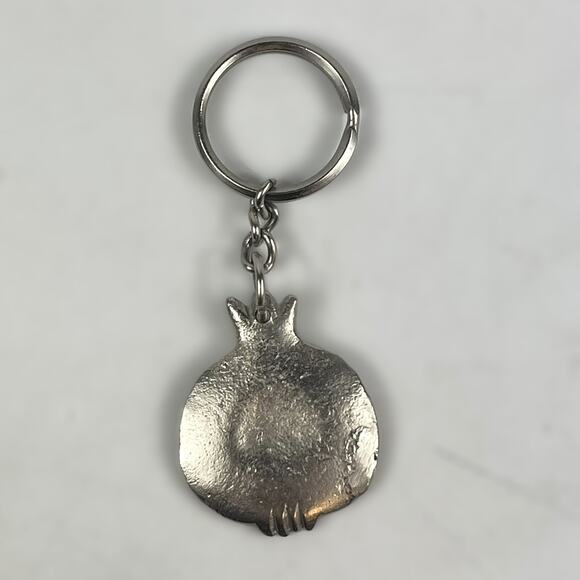 Solid Pewter Onion Keyring Keychain Metal Worry Stone Artisan Handmade Unique - Picture 2 of 3